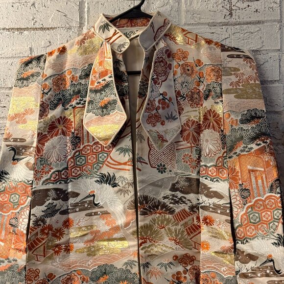 Vintage Jackets & Blazers - 1940s/1950s Vibrant Japanese Silk Damask Cape w/ Tie Closure